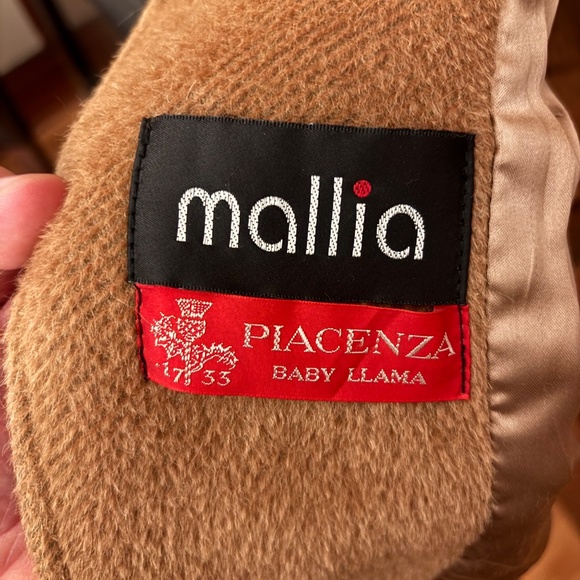Mallia Piacenza Baby Llama Jacket - Picture 4 of 6